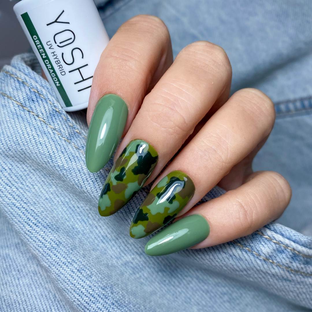 Yoshi - Lakier Hybrydowy 104 Green Dragon 6ml