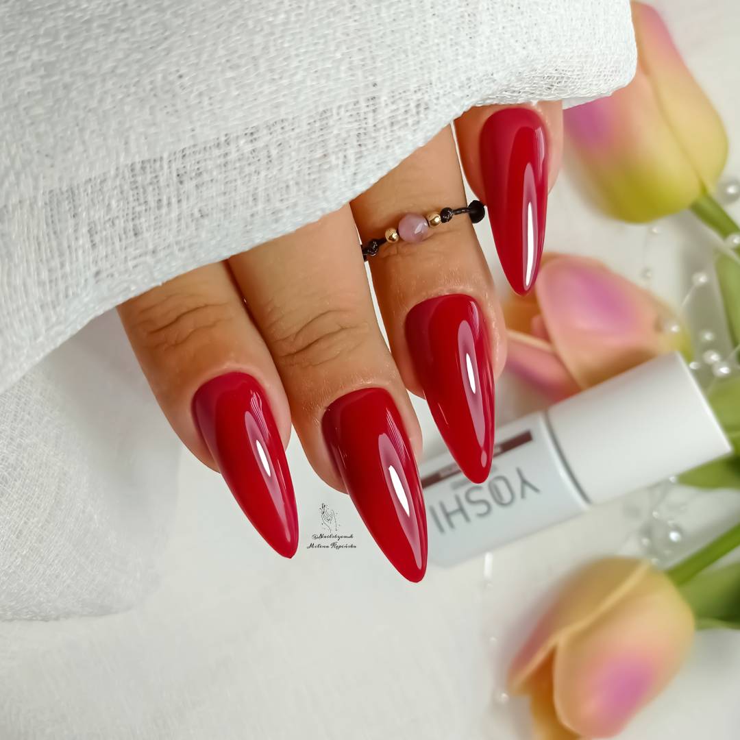 Yoshi - Lakier Hybrydowy 106 Red Empress 6ml