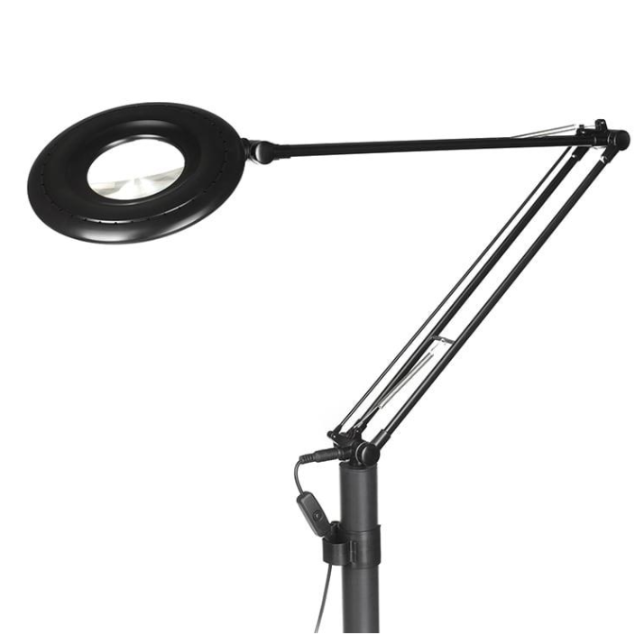 Lampa LED z lupą INKOO