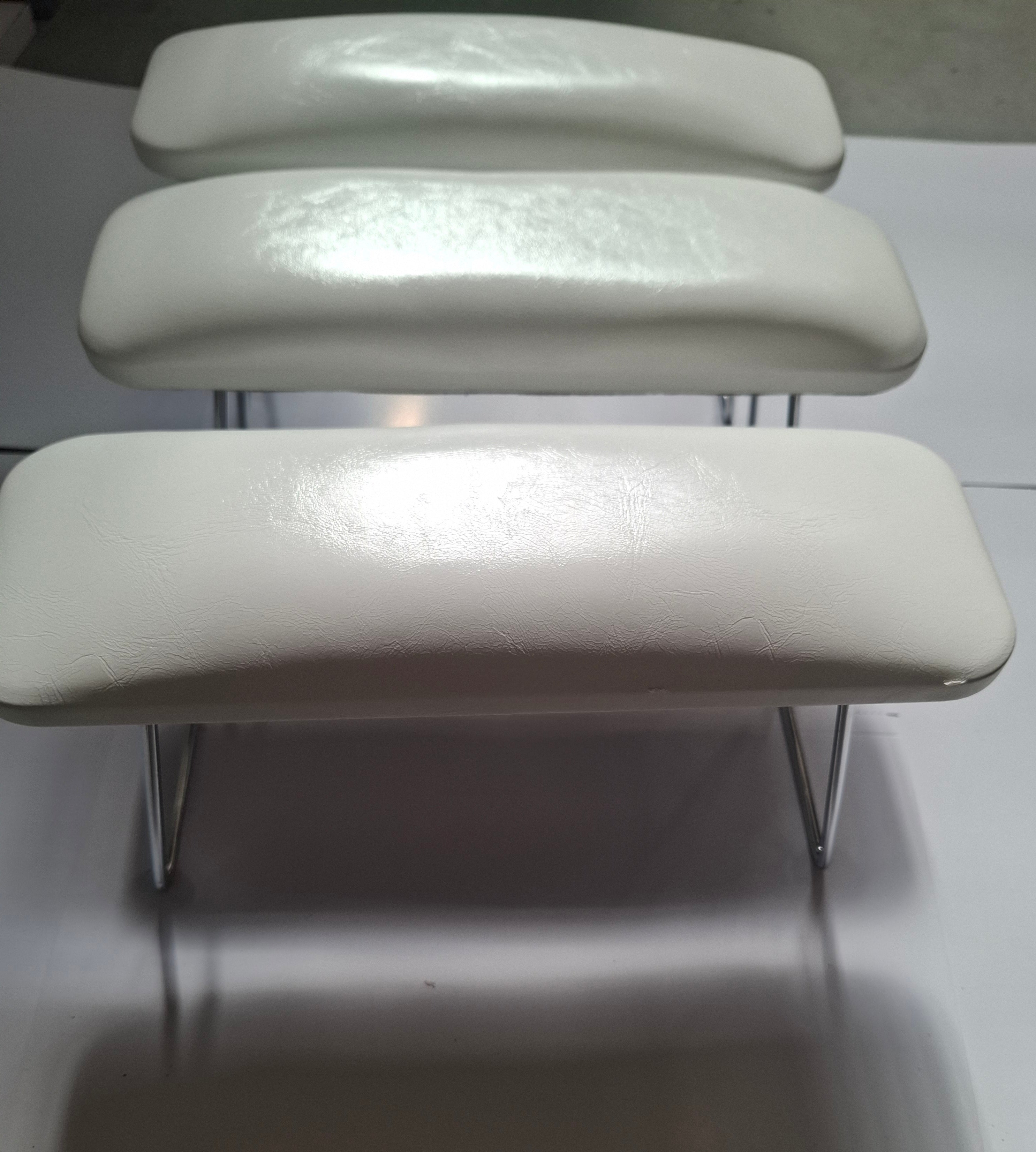 Outlet Podpórka do manicure MOMO 4-M Biała 73/2026