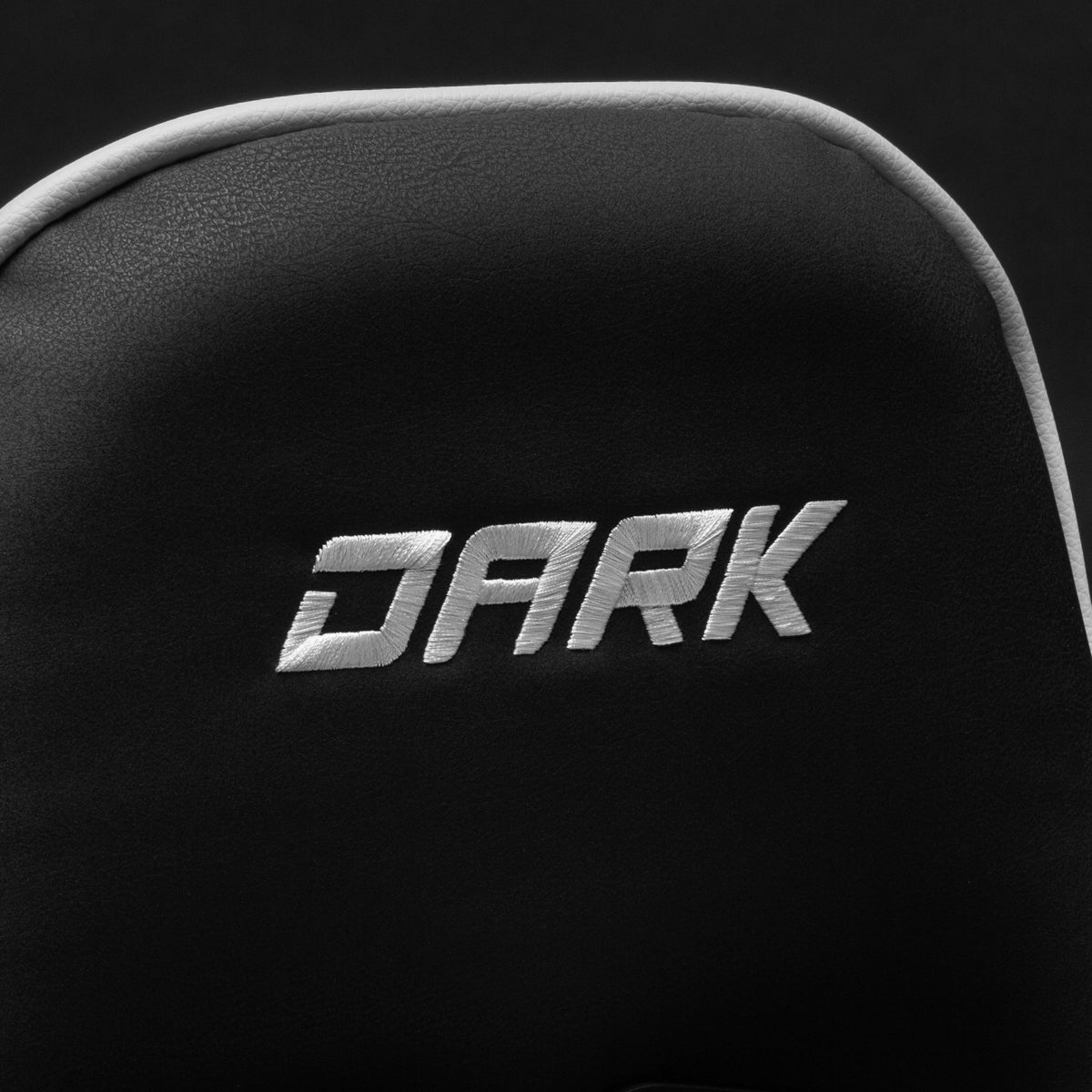 Dark fotel gamingowy czarny / biały