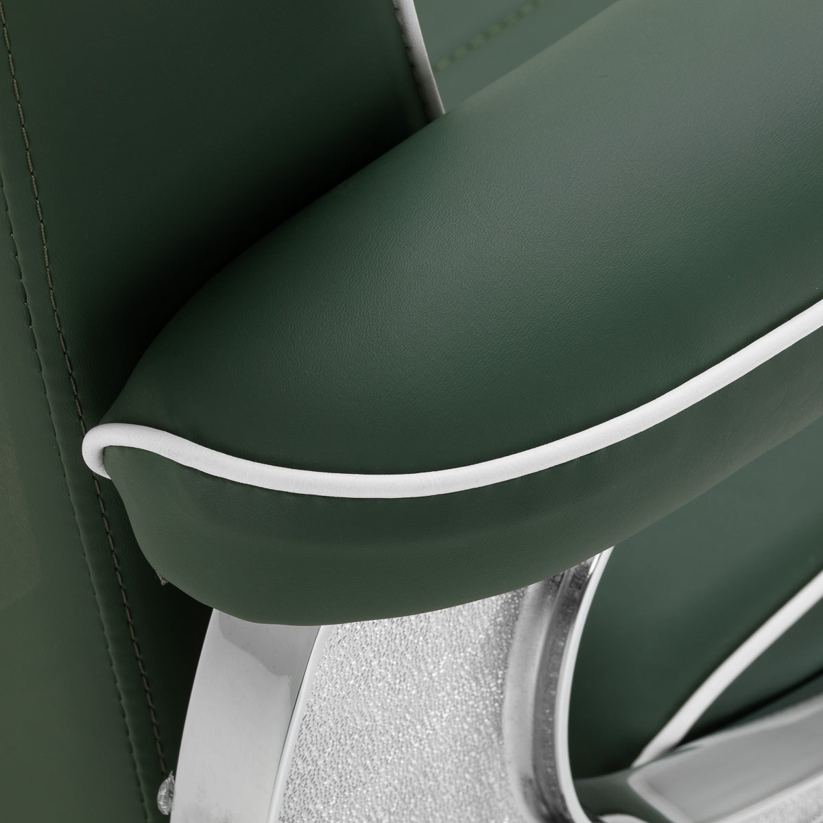 Gabbiano fotel barberski Visionerio zielony chrom rama