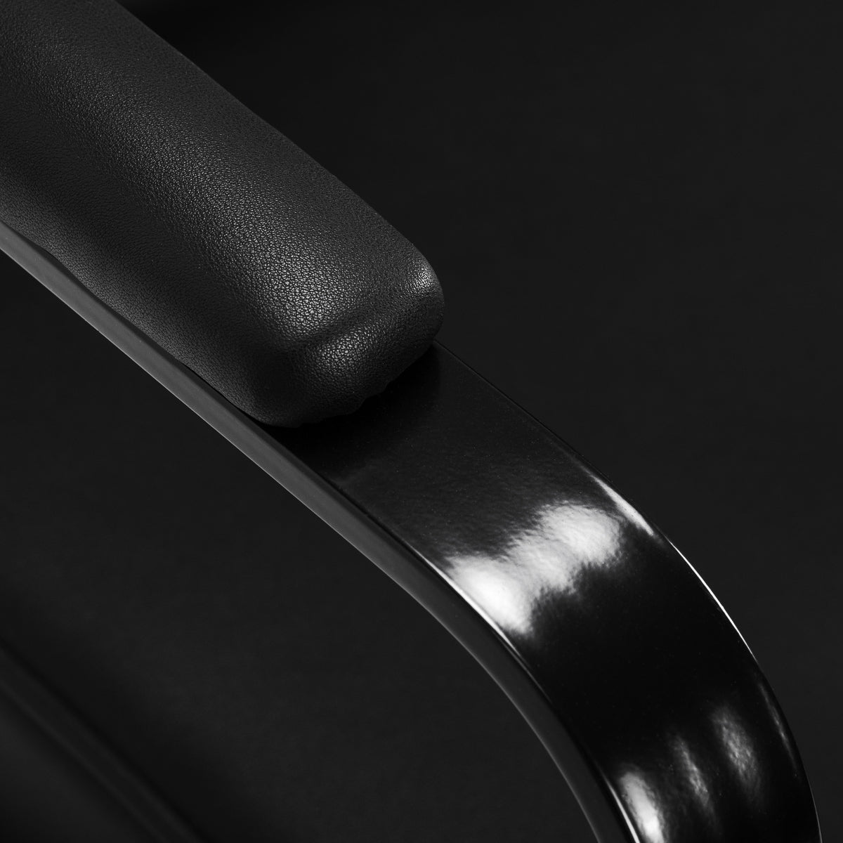 Hair System Fotel fryzjerski Studio noir Czarny