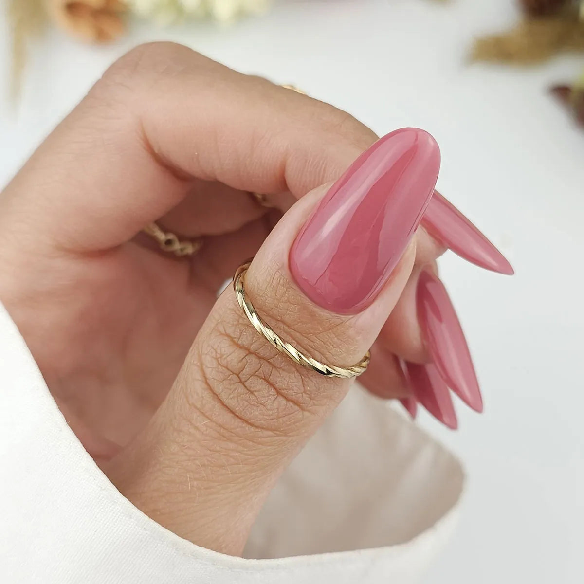 Claresa Lakier hybrydowy Lipstick Muse 10 Głęboki chłodny róż 5 g