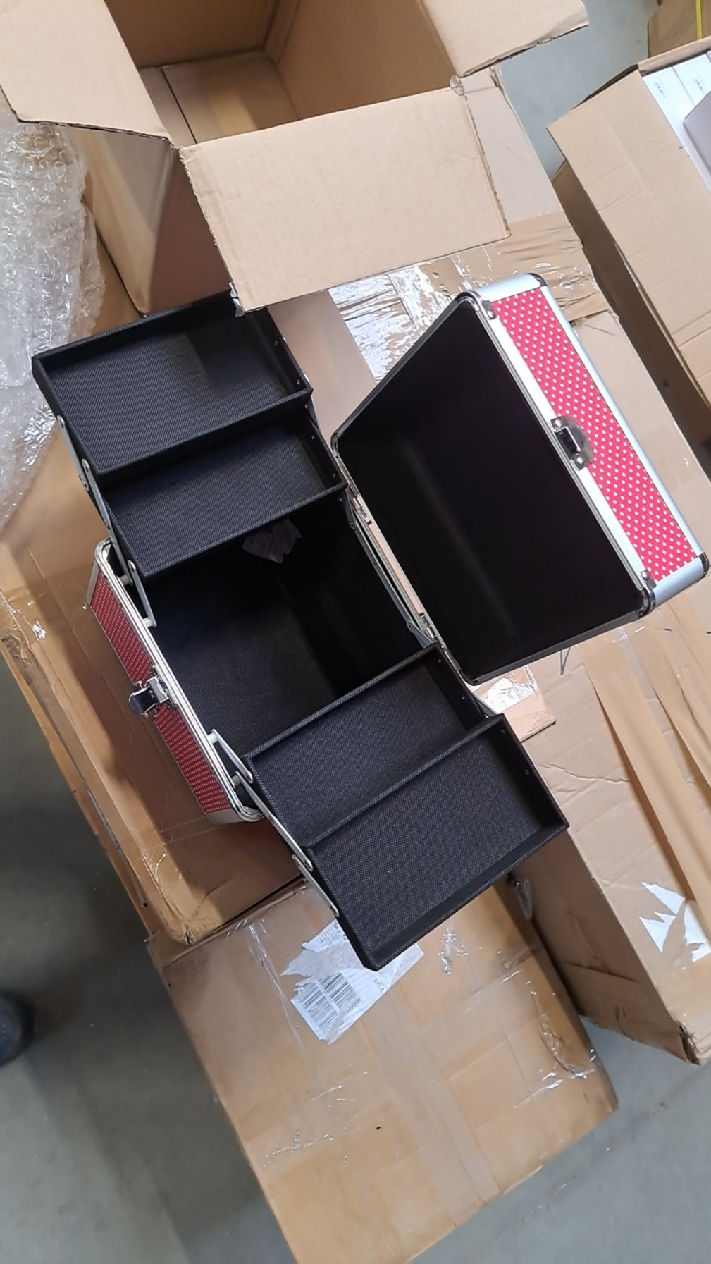 Kuferek Kosmetyczny Do Rzęs Red w Kropki PB1411 Outlet