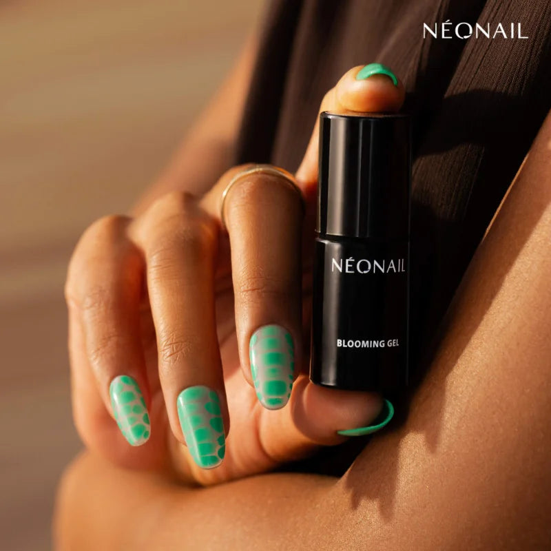 NeoNail Lakier Hybrydowy Limitless Green 7,2 ml