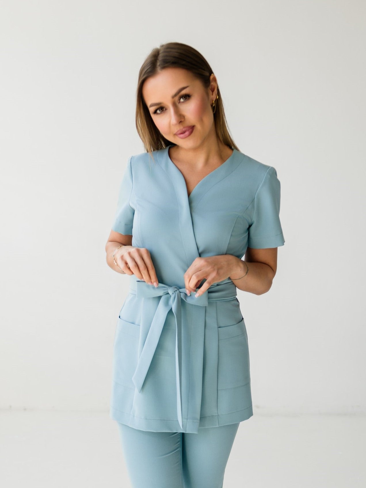 Rena Fartuszek Tunika Wiązana Nr 194 Mroźna Mięta