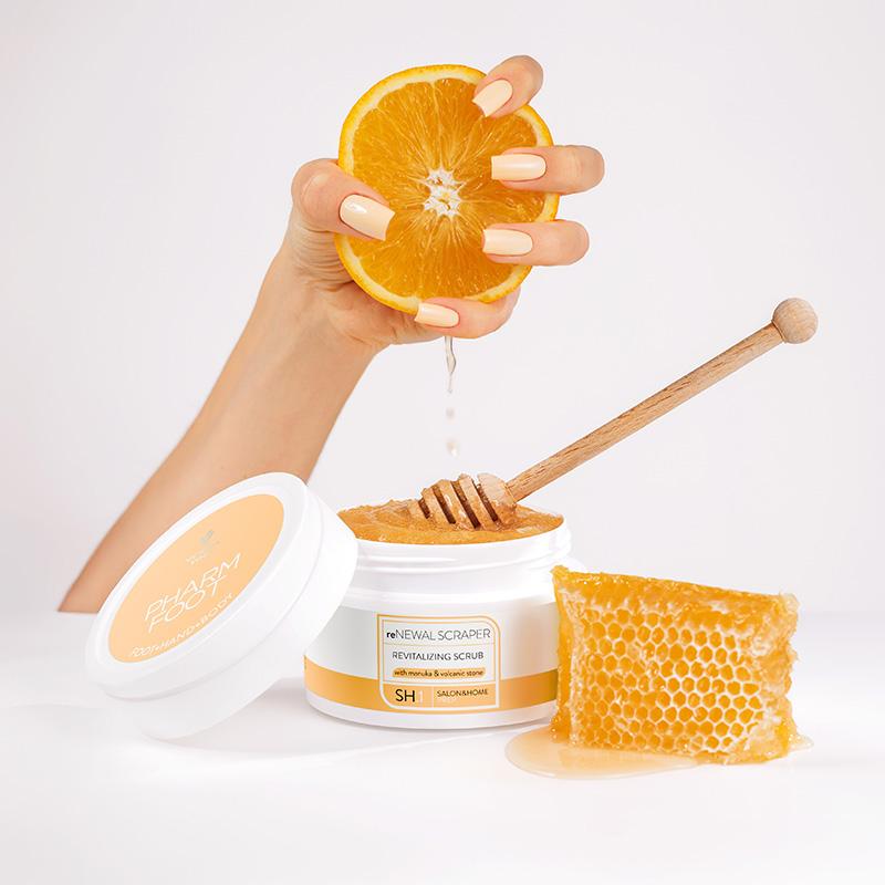 Pharm Foot reNewal Scraper Rewitalizujący Peeling Z Ekstraktem Z Miodu Manuka I Kamieniem Wulkanicznym 200g