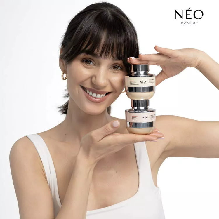 Neo Make Up Rozświetlający Puder Sypki: Transparent