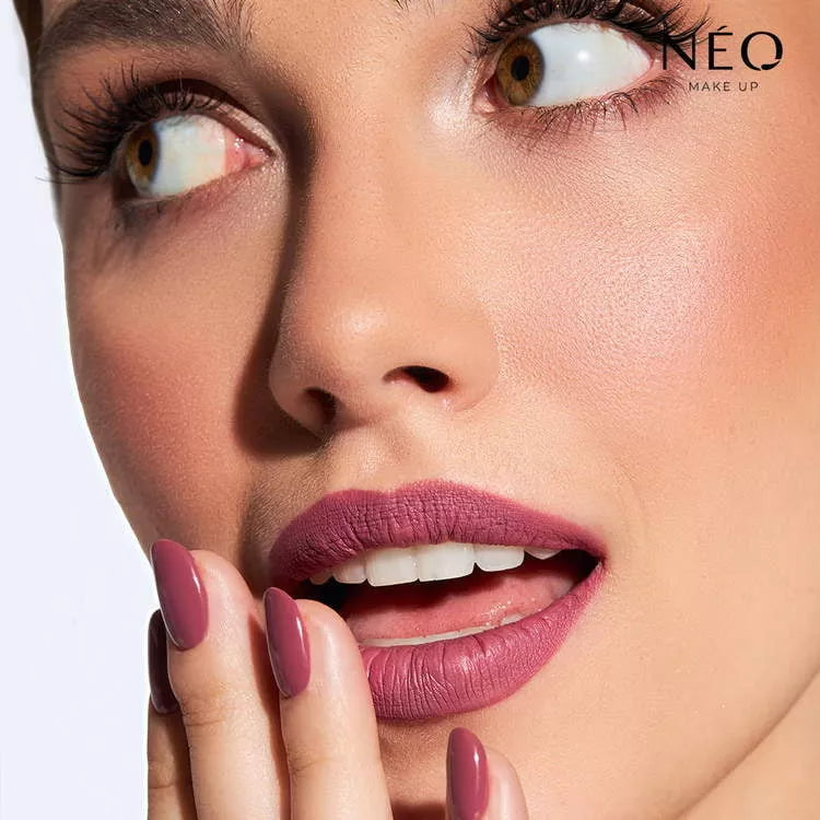 Neo Make Up Długotrwała Pomadka Do Ust W Płynie: 04 Continous Smile