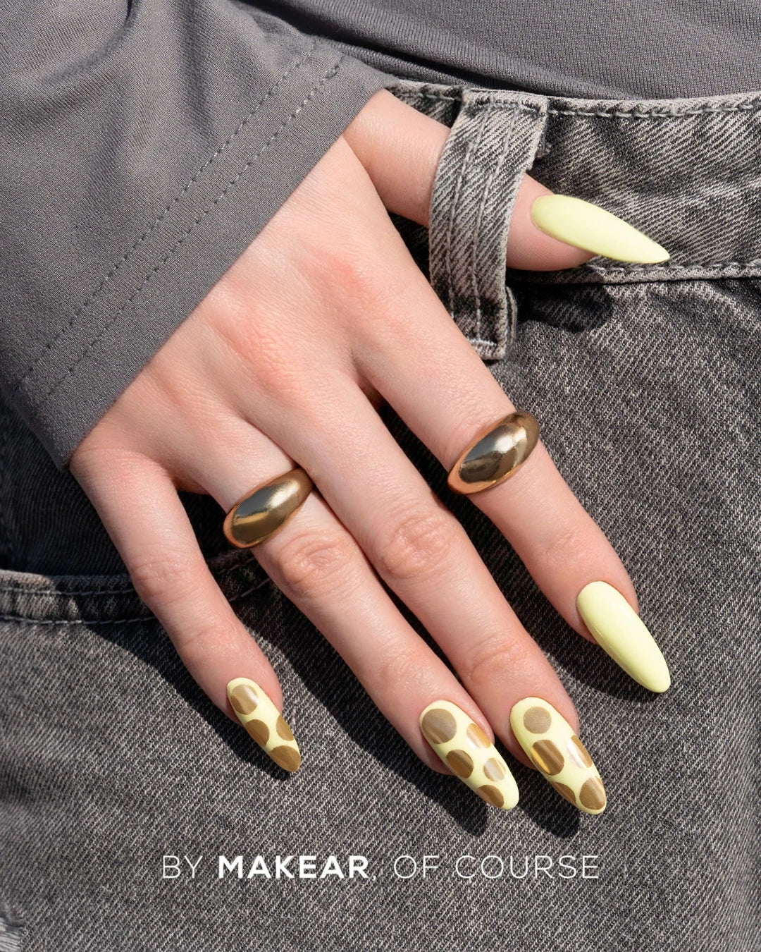Makear Pyłek W Płynie Chrome Gold BC03 5 ml