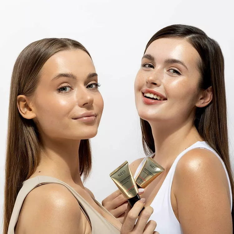 Neo Make UP Rozświetlacz Do Twarzy I Ciała W Płynie