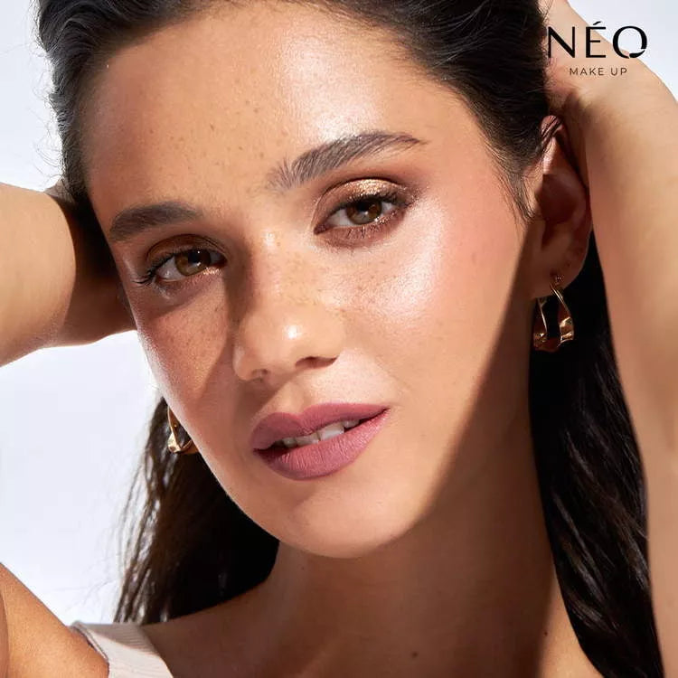 Neo Make Up Długotrwała Pomadka Do Ust W Płynie: 08 Endless Happiness