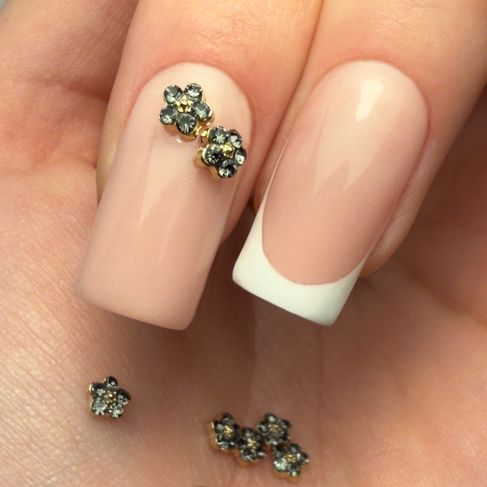 Molly Nails Ozdoby Do Paznokci Kwiatki 3D K1121 10 Szt.