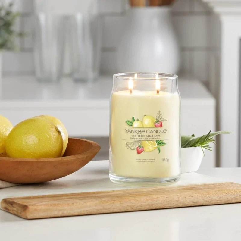 Yankee Candle Signature Świeca Zapachowa Duża Iced Berry Lemonade