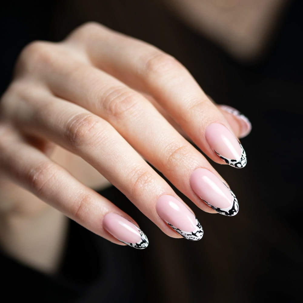 Molly Nails Creative Flow Color Gel - Kreatywny Nailart Żel Do Efektu Topniejących, Miękkich Wzorów Black Hema/Di-Hema Free 5 G
