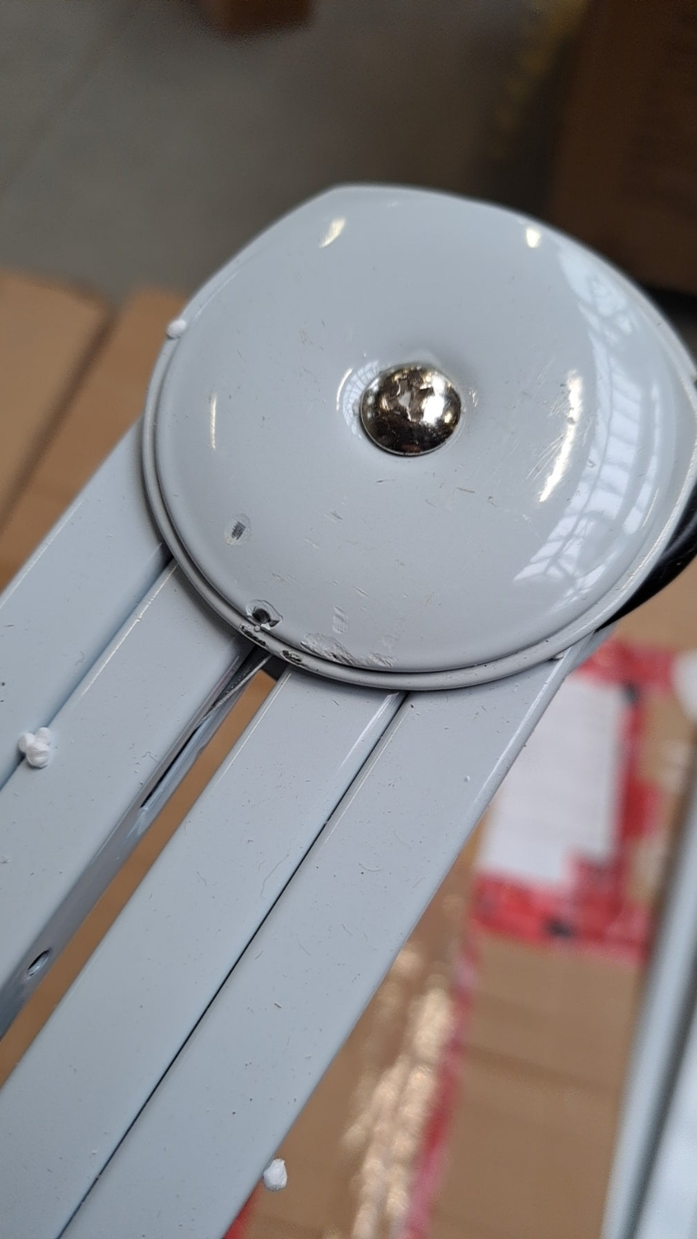 Lampa Lupa S4 + Statyw Outlet 10/2024