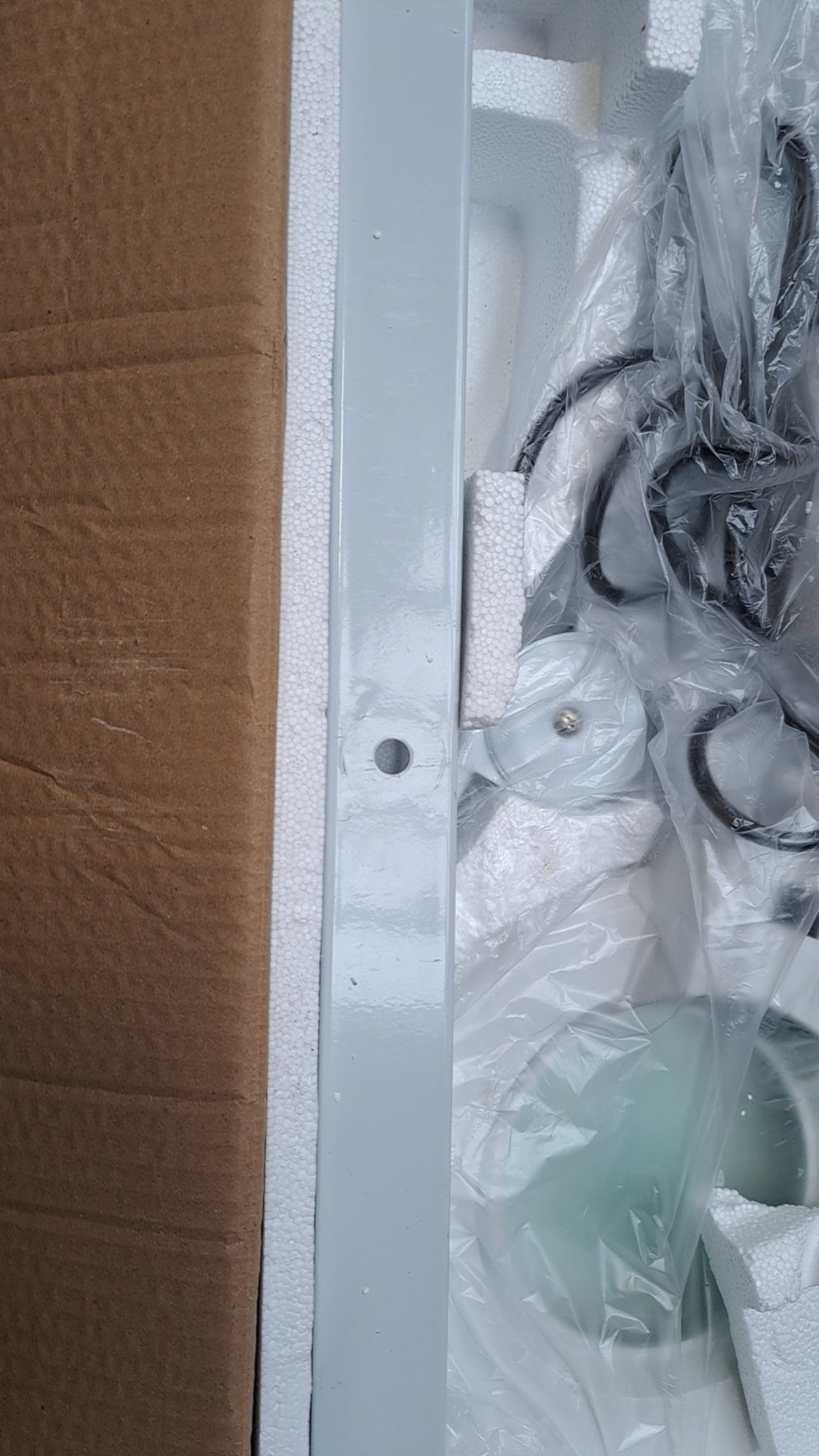 Lampa Lupa S4 + Statyw Outlet 14/2024