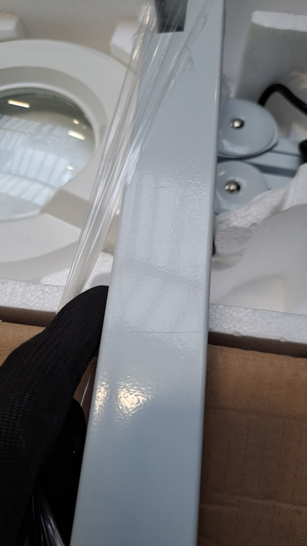 Lampa Lupa S4 + Statyw Outlet 17/2024