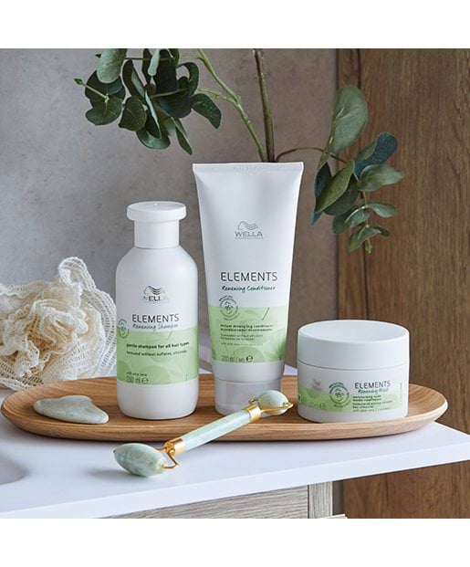 Wella Elements Renewing Delikatny Szampon Przywracający Włosom Gładkość I Połysk 500 Ml