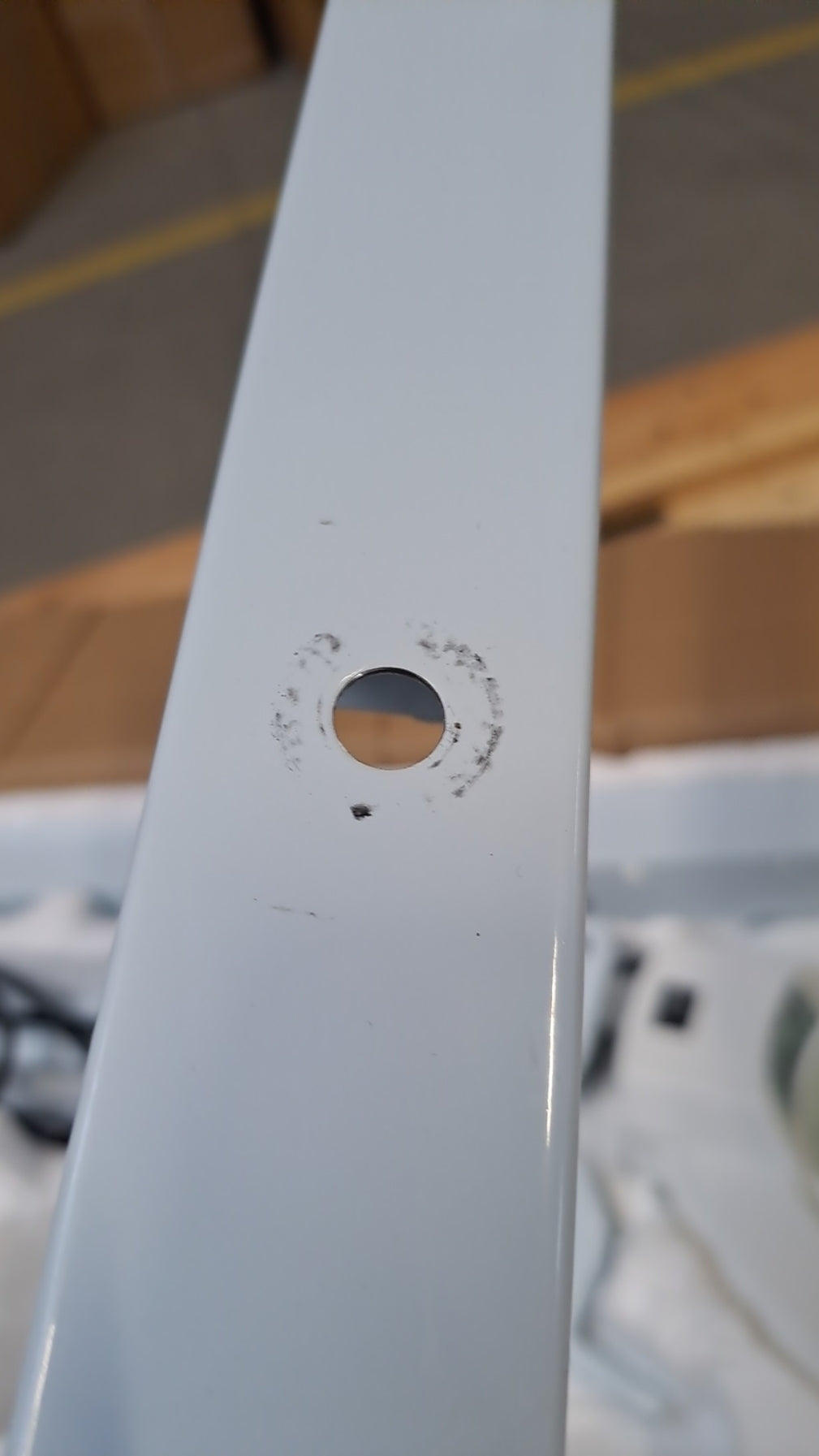 Lampa Lupa S4 + Statyw Outlet 35/2024