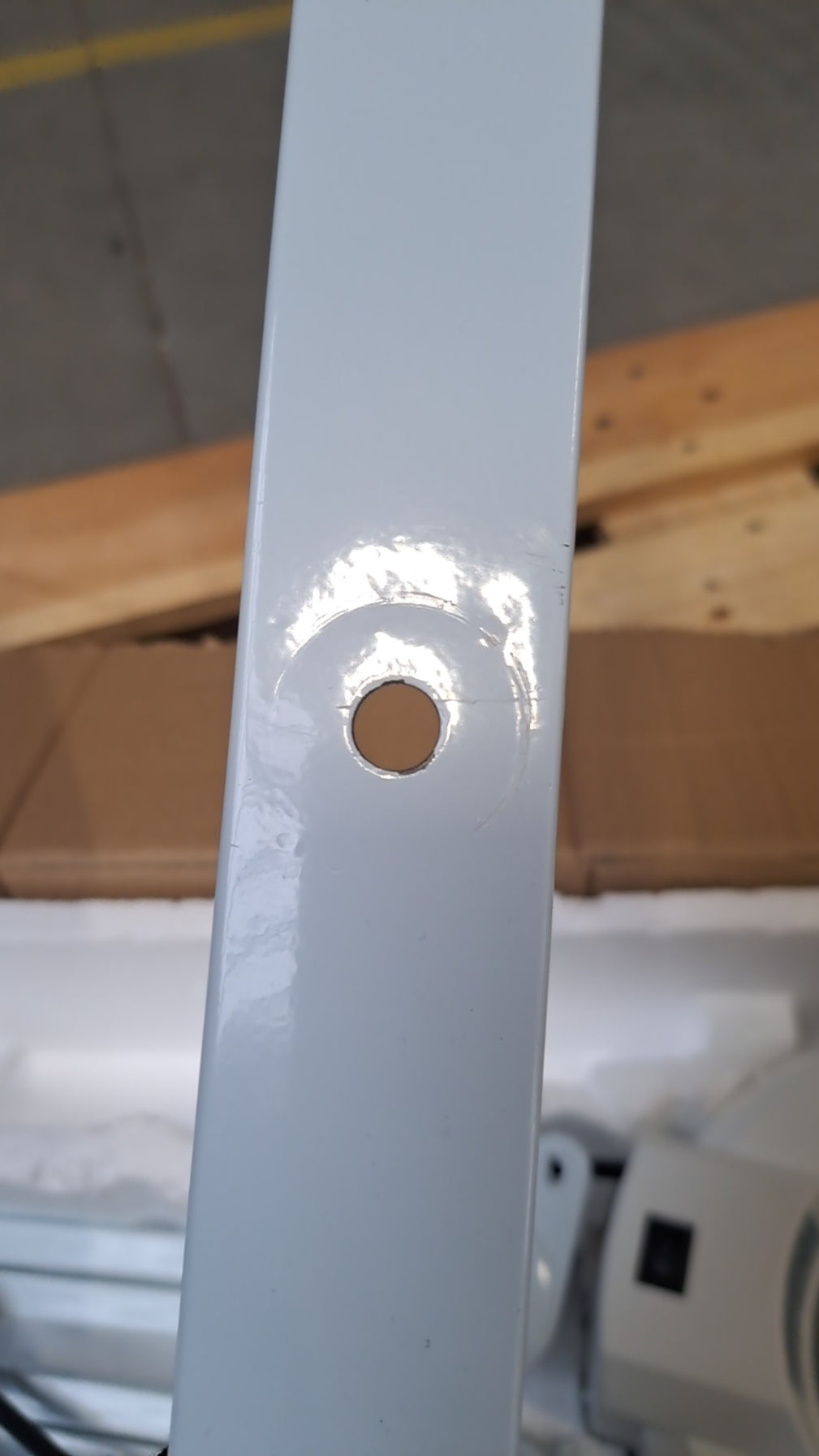 Lampa Lupa S4 + Statyw Outlet 35/2024