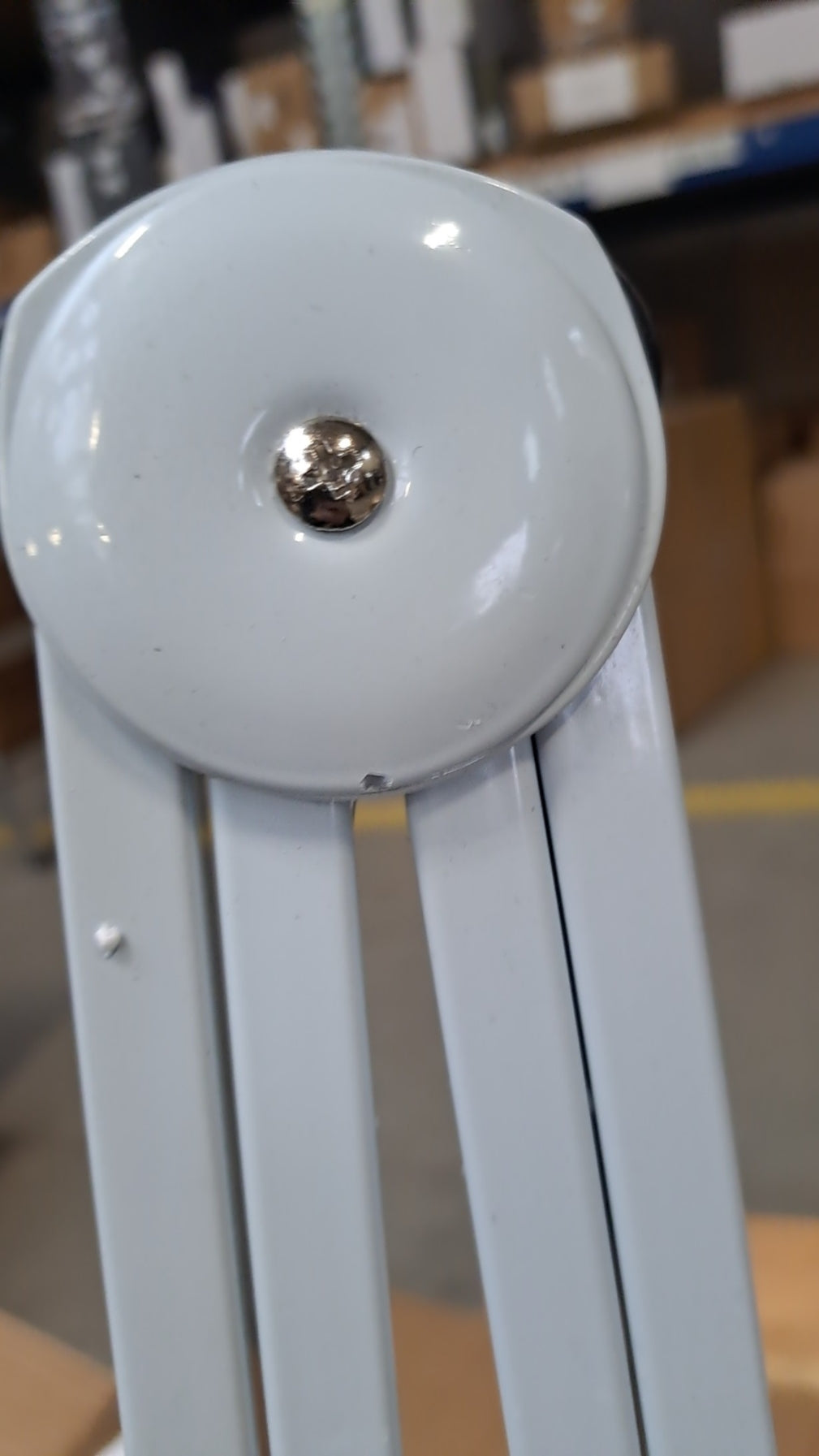 Lampa Lupa S4 + Statyw Outlet 35/2024
