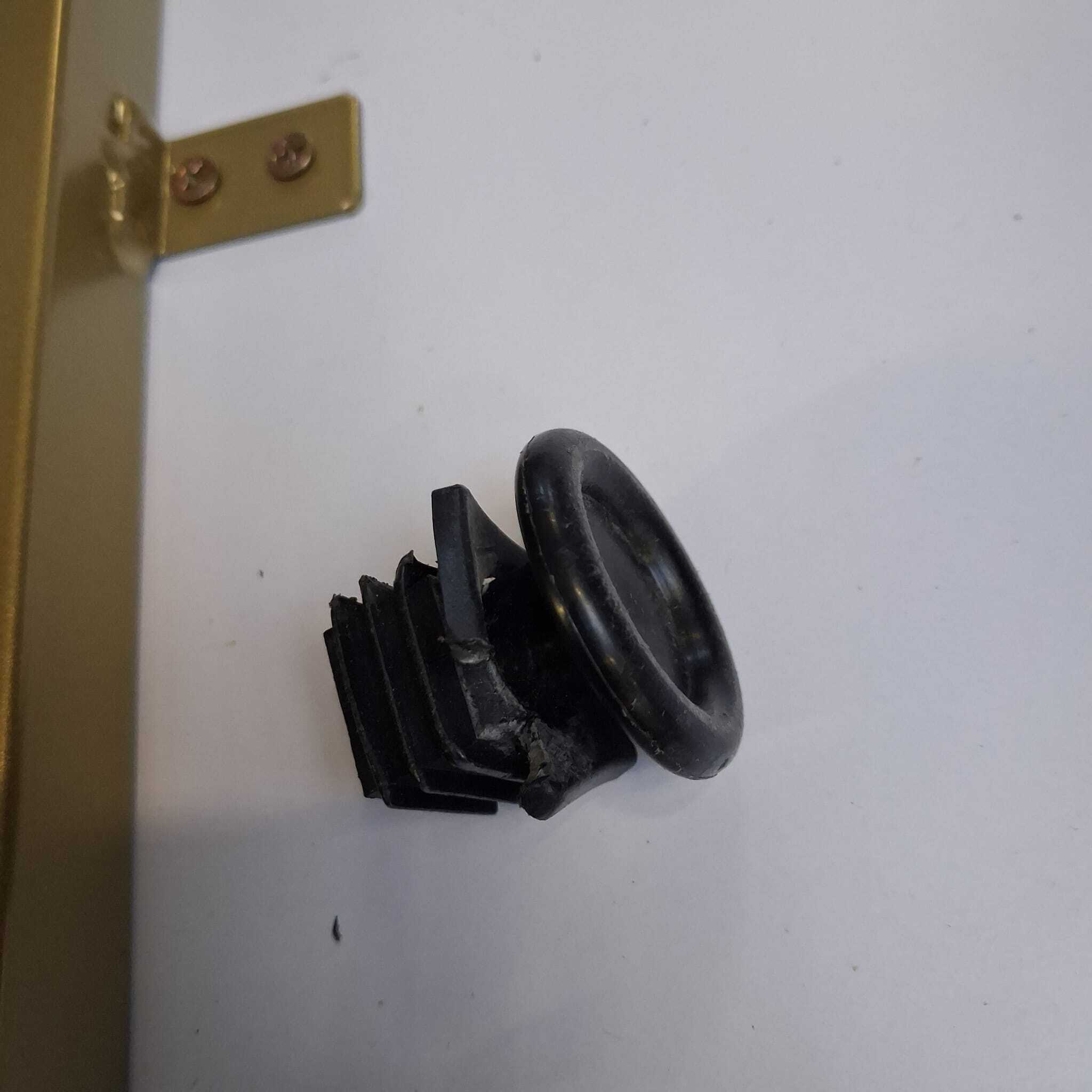 Biurko Kosmetyczne MT-302G Białe Outlet 47/2026
