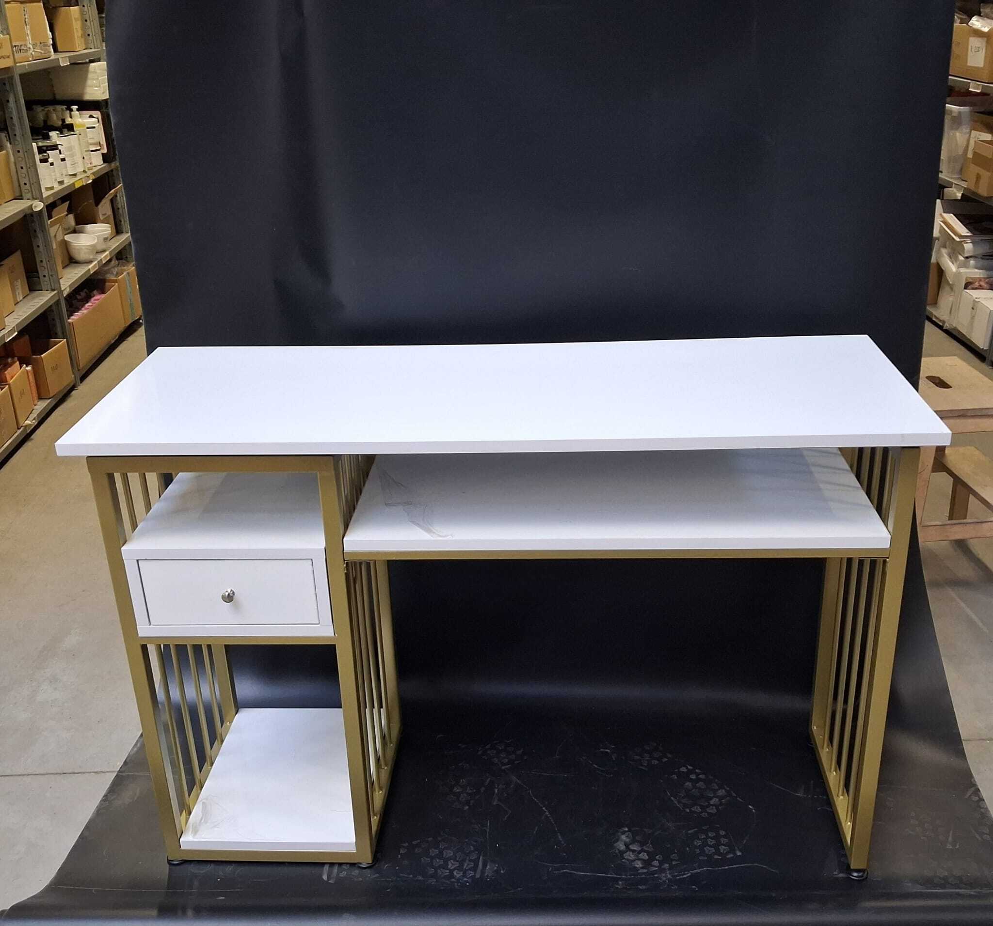 Biurko Kosmetyczne MT-302G Białe Outlet 47/2026