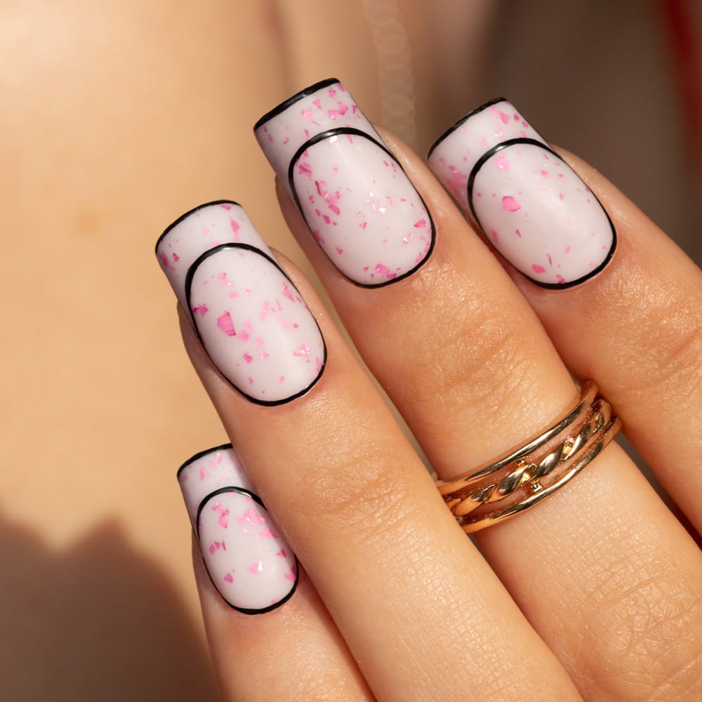 Mollylac Mleczna Baza Kauczukowa Z Różowo Metalicznymi Płatkami Flakes Rubber Base Milk&Pink  HEMA Free TPO Free 10g
