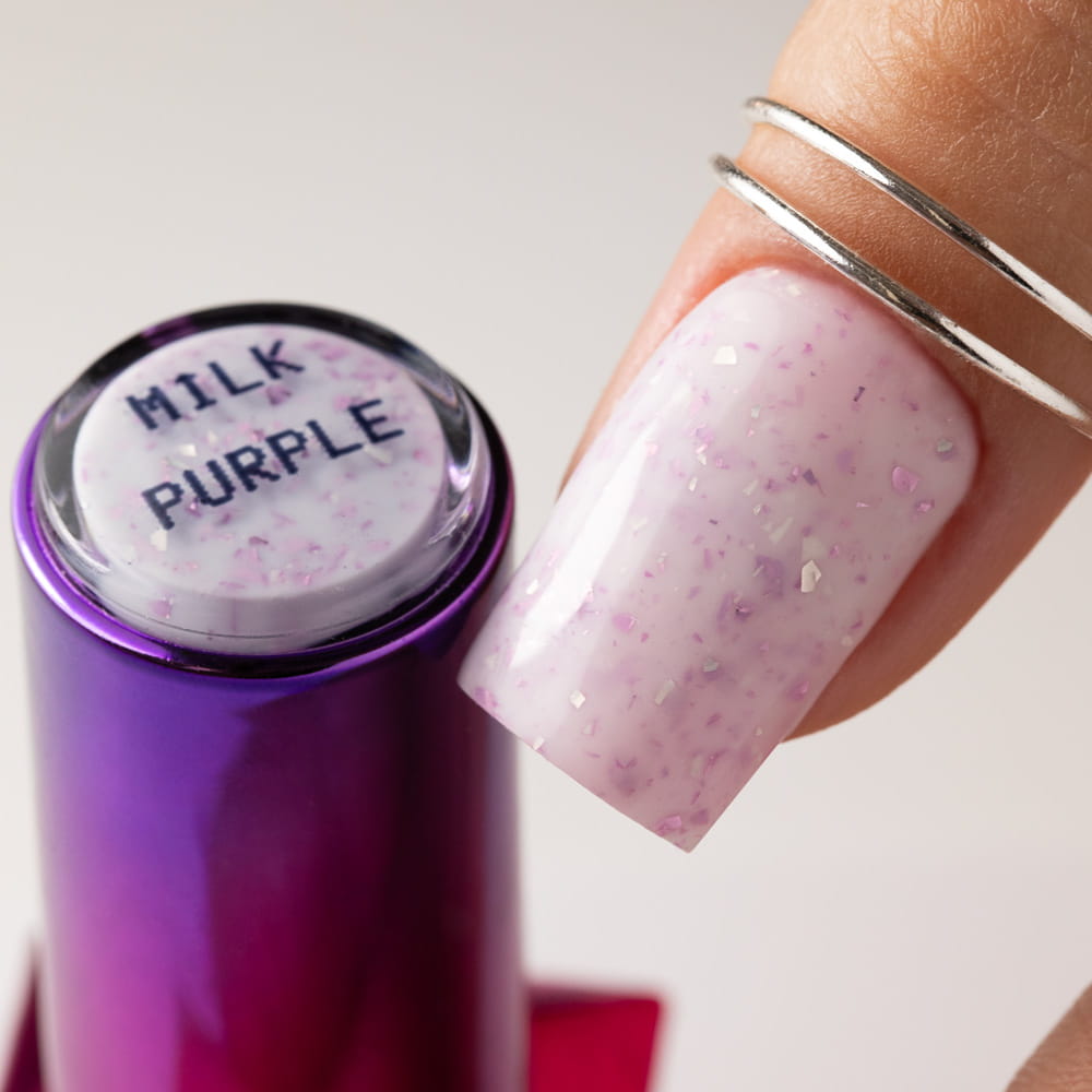 Mollylac Mleczna Baza Kauczukowa Z Fioletowo Metalicznymi Płatkami Flakes Rubber Base Milk&Purple Hema Free Tpo Free 10g