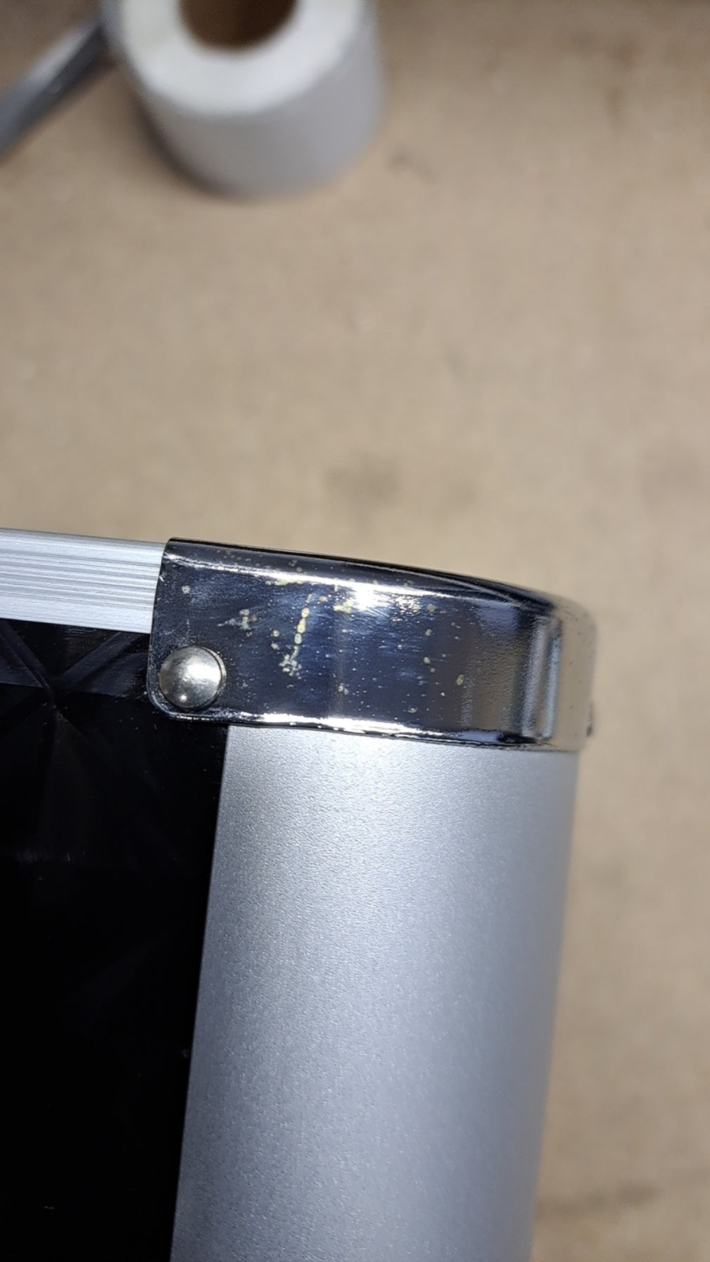 Kuferek Kosmetyczny L Na Kosmetyki i Lampę Lub Frezarkę Czarny Diament Outlet