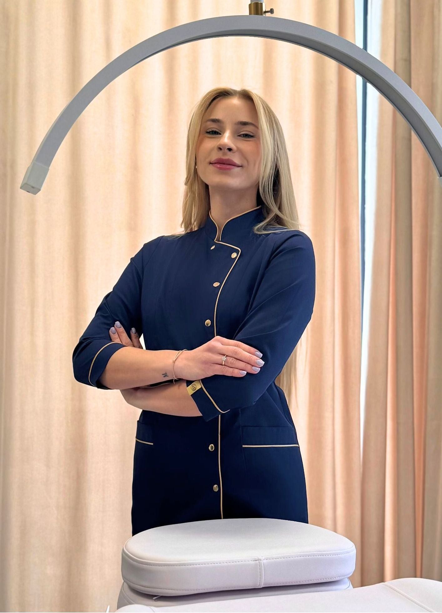 Rena Bluza Cukiernicza Nr 90-EL Granat + Złoto