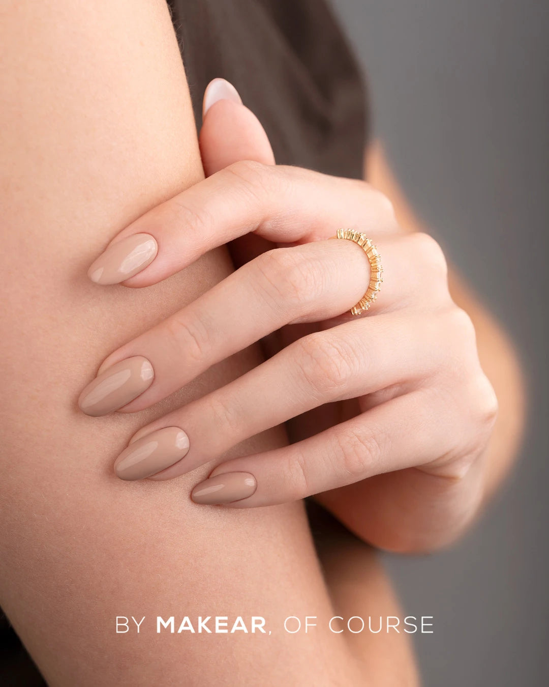 Makear Lakier hybrydowy In Her Era 966 Jasny nude 8 ml