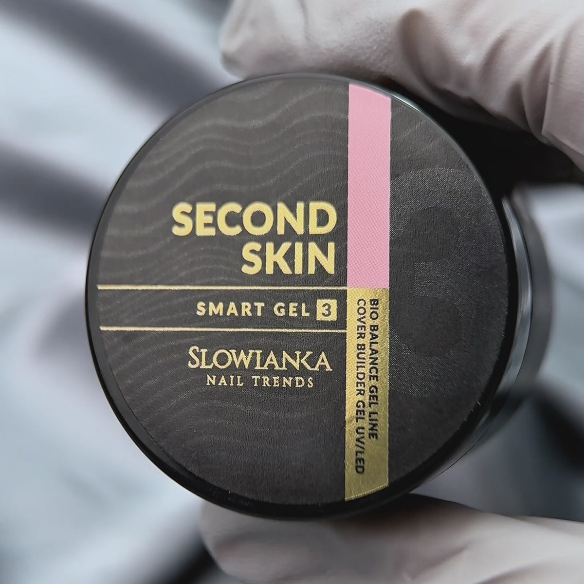 Załaduj wideo: Slowianka Nail Trends Gel Second Skin Smart Gel 50g