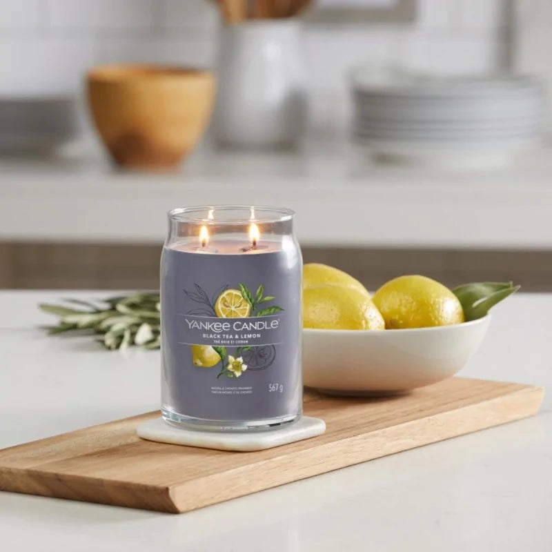 Yankee Candle Signature Świeca Zapachowa Duża Black Tea & Lemon