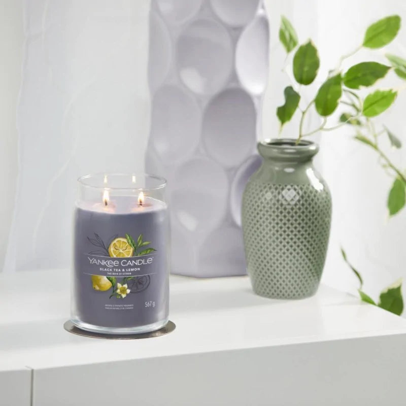 Yankee Candle Signature Świeca Zapachowa Duża Black Tea & Lemon