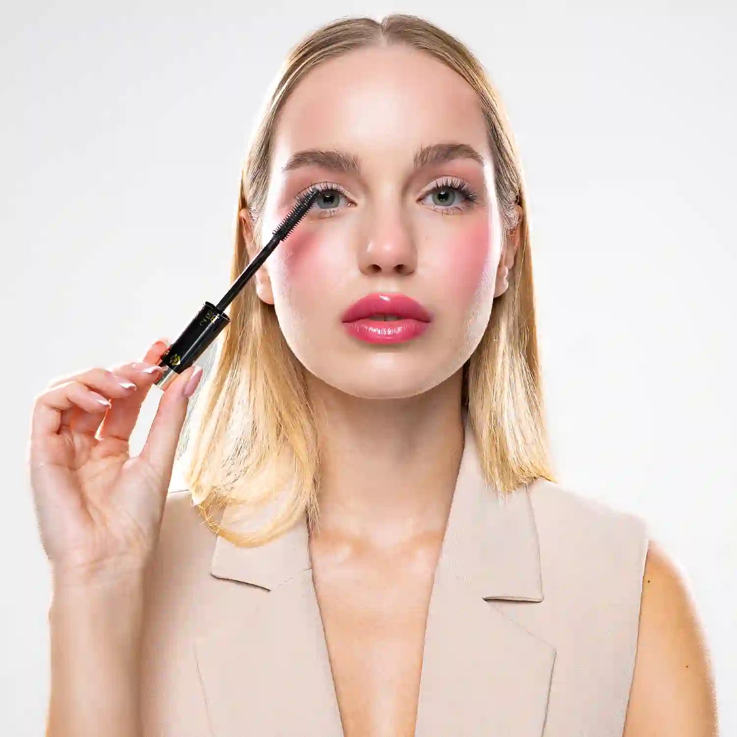 Claresa Let’s Twist Again Length & Volume Mascara Black Tusz Do Rzęs Wydłużająco-Pogrubiający Czarny, 7g