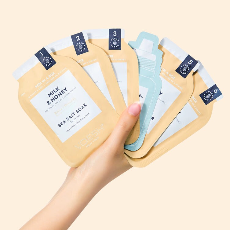 Voesh Pedi in a Box Ultimate Milk & Honey 6 Step