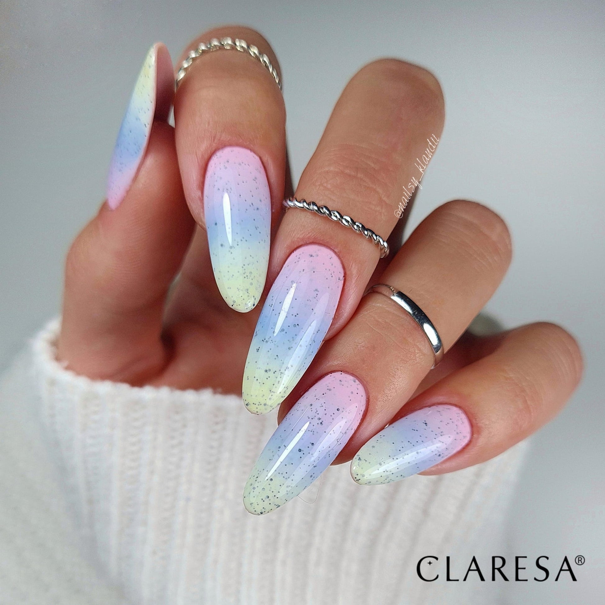 Claresa - Lakier hybrydowy MARSHMALLOW 10 -5g