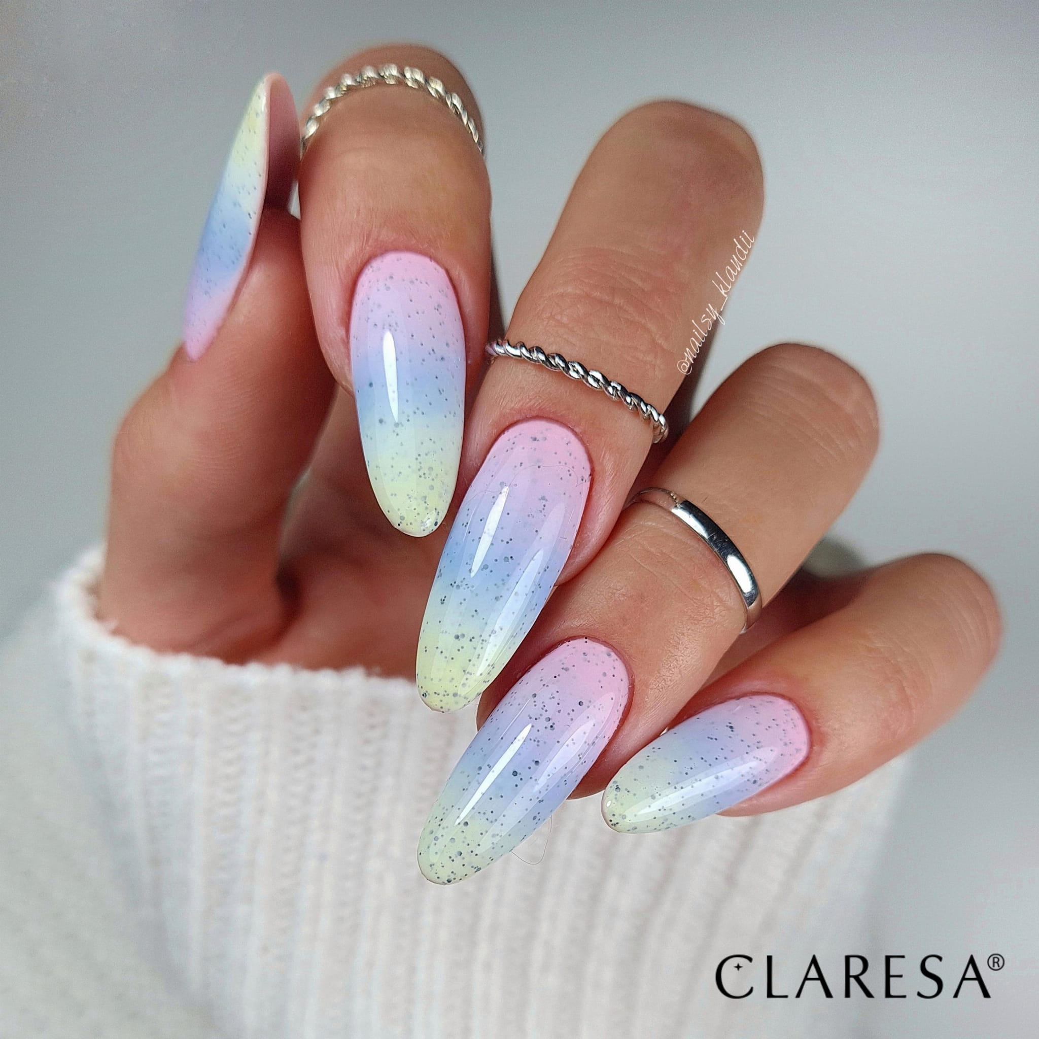 Claresa - Lakier hybrydowy MARSHMALLOW 10 -5g