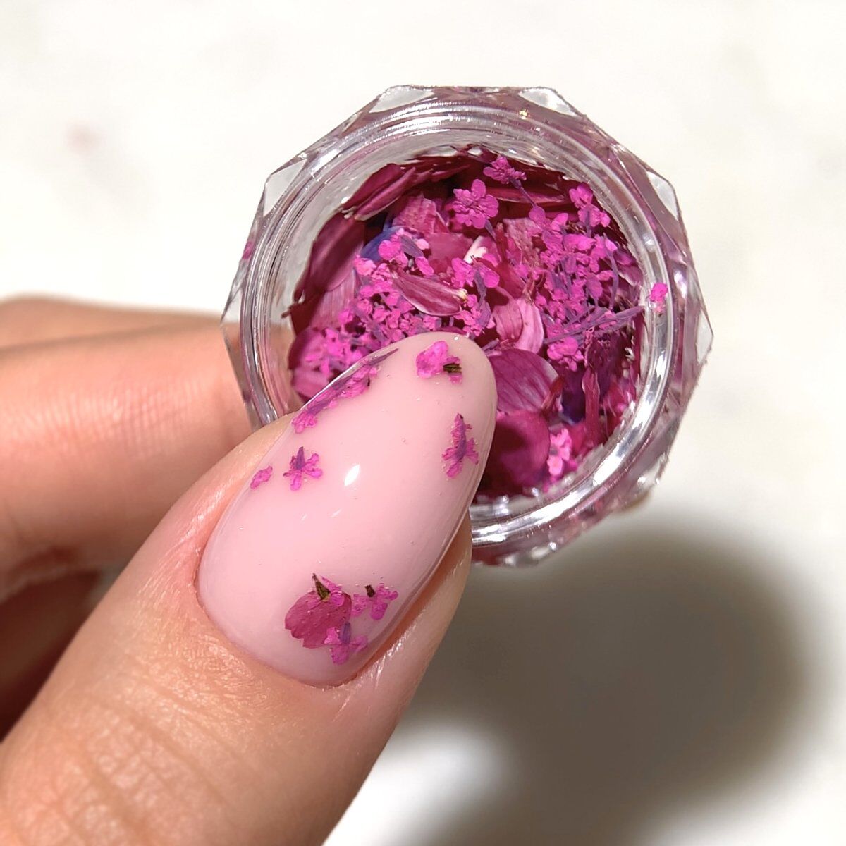 Semilac Flower Flakes Wild Orchid Kwiaty Do Zdobień
