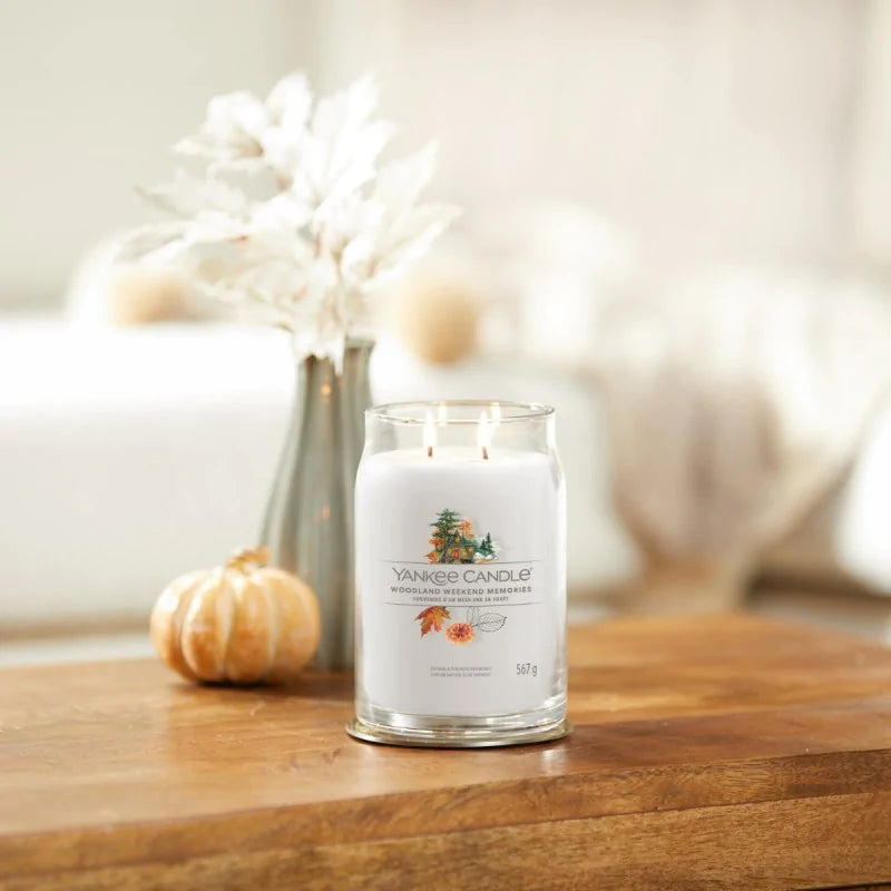 Yankee Candle Świeca Zapachowa Słoik Duży Woodland Weekend Memories