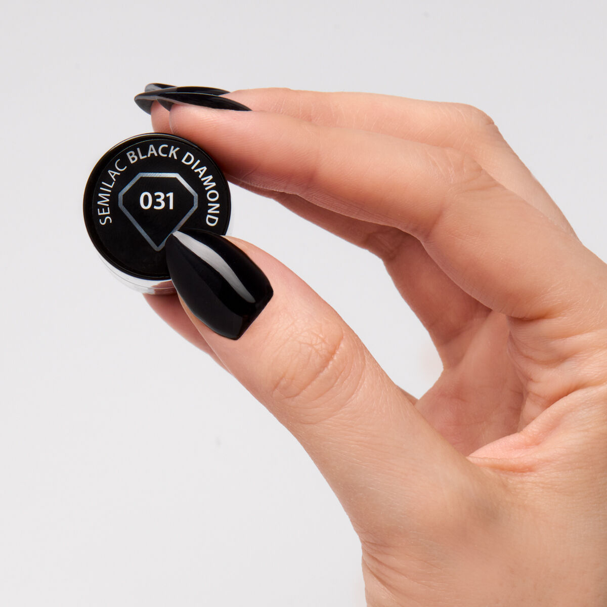 Lakier Hybrydowy Semilac 031 Black Diamond - 7 Ml