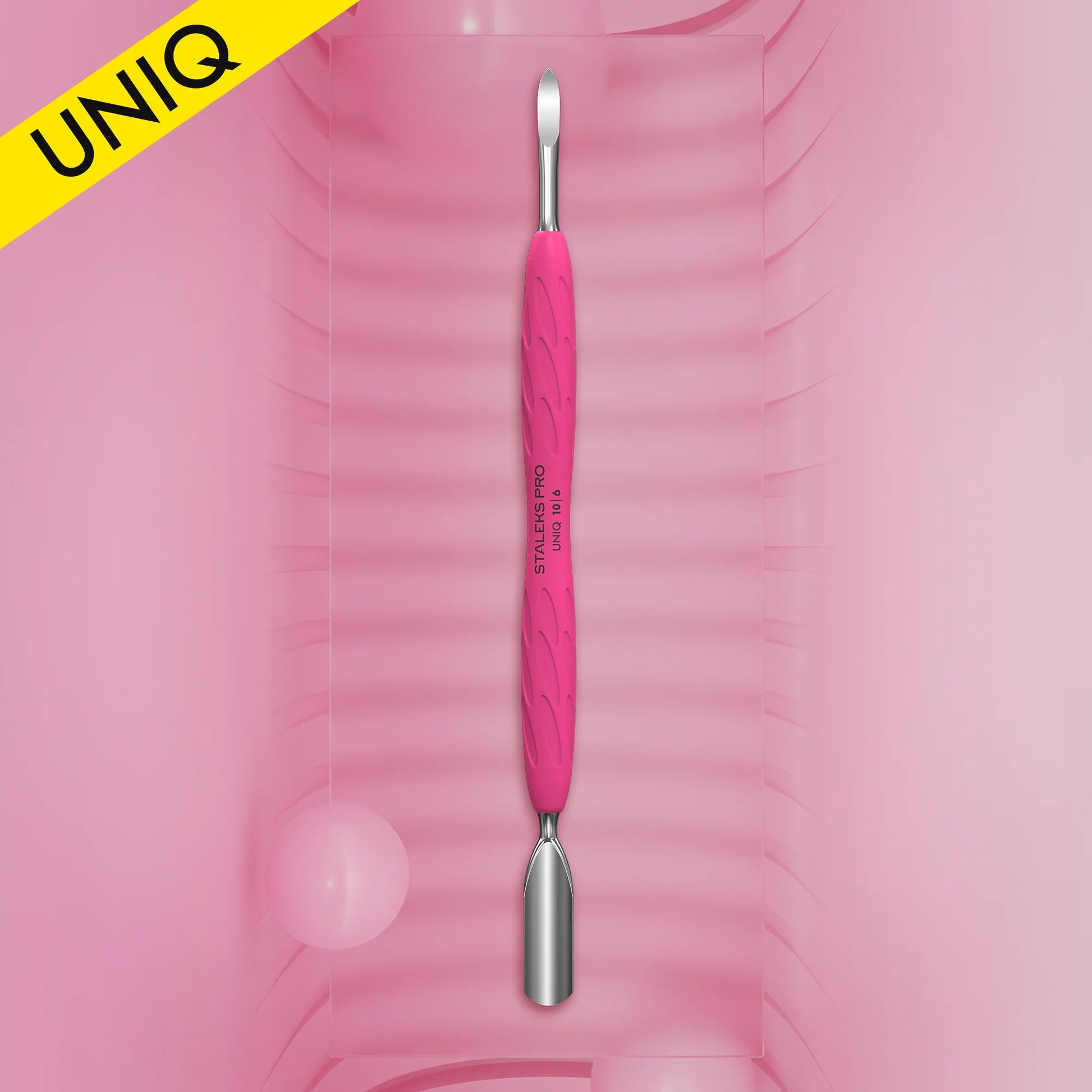 Staleks Kopytko Do Manicure Gummy Z Silikonową Rękojeścią UNIQ 10 TYPE 6 (Popychacz Szeroki Zaokrąglony I Czyścik Paznokci)
