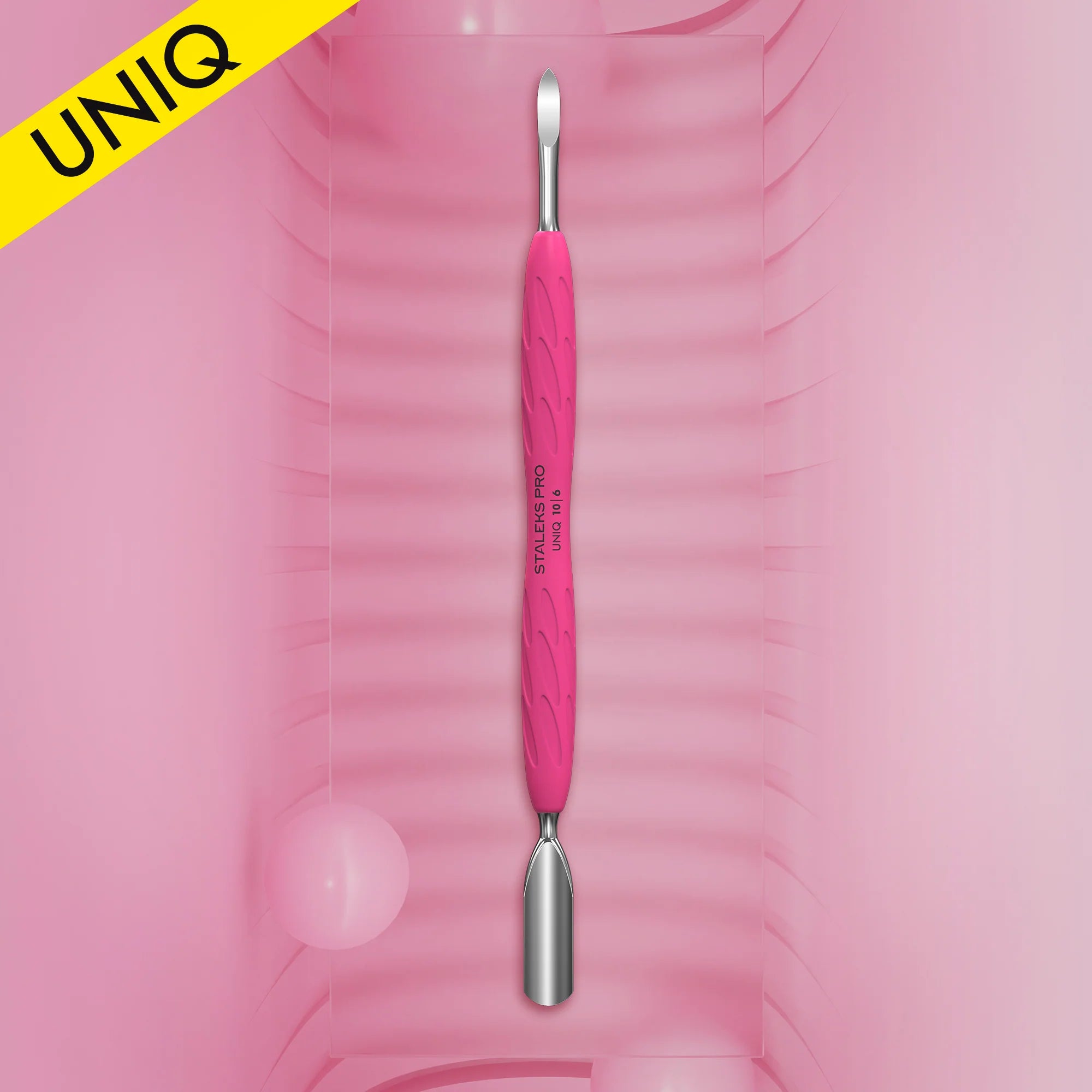 Staleks Kopytko Do Manicure Gummy Z Silikonową Rękojeścią UNIQ 10 TYPE 6 (Popychacz Szeroki Zaokrąglony I Czyścik Paznokci)
