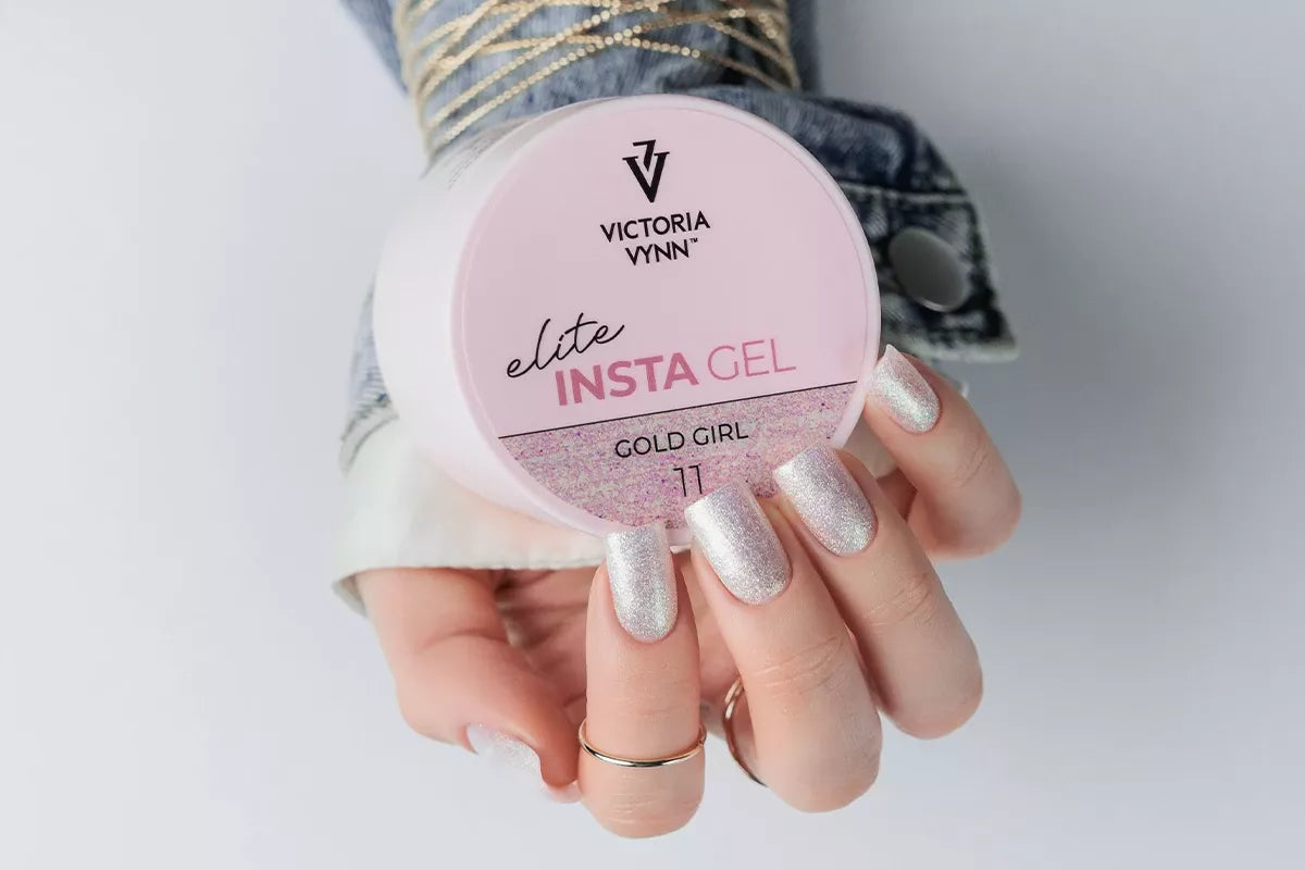 Victoria Vynn Insta Gel 11 Gold Girl Złoty Żel Budujący z Drobinkami 40 ml