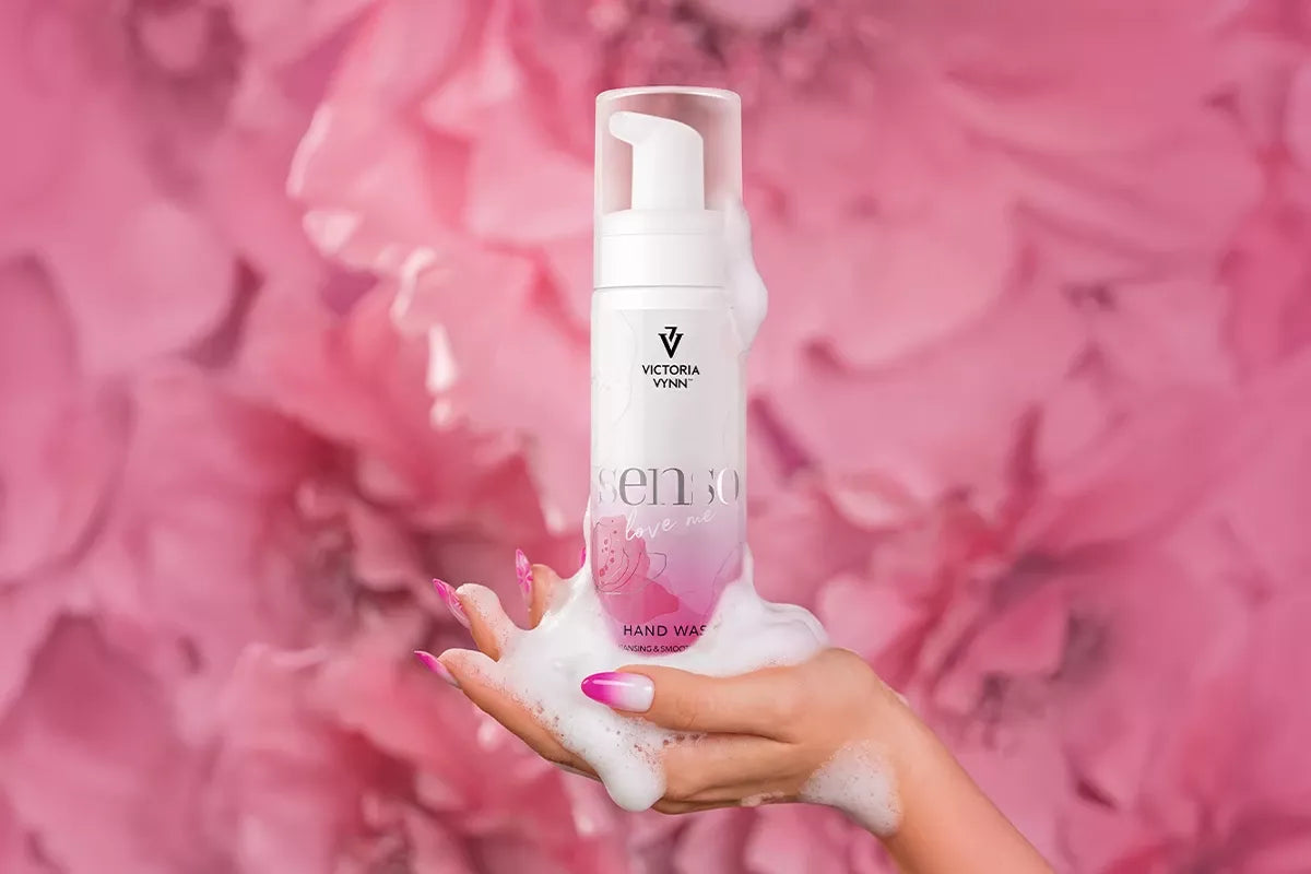 Victoria Vynn SENSO Love Me Hand Wash Cleansing & Smoothing Foam pianka oczyszczająco-wygładzająca do dłoni 200 ml