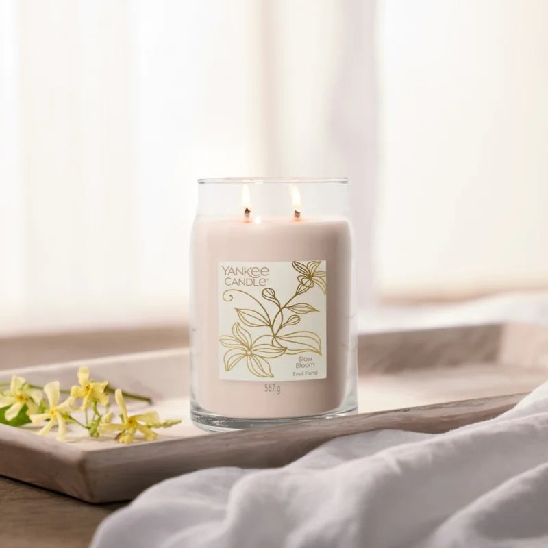 Yankee Candle Signature Świeca Duża Slow Bloom
